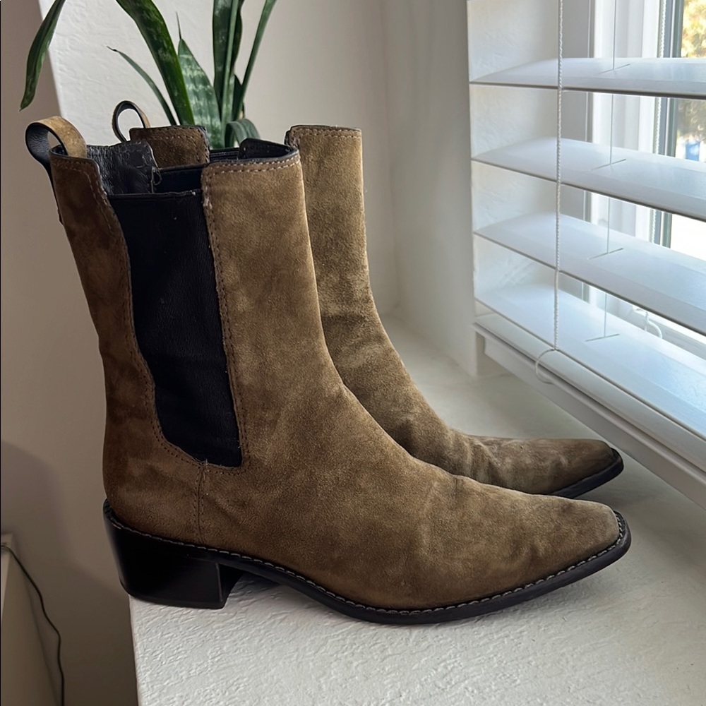 Tory Burch Brown Olive Suede Chelsea Ankle Boots 7